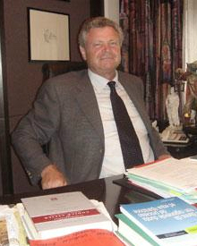 Avv. Karl Benedikt Schwienbacher